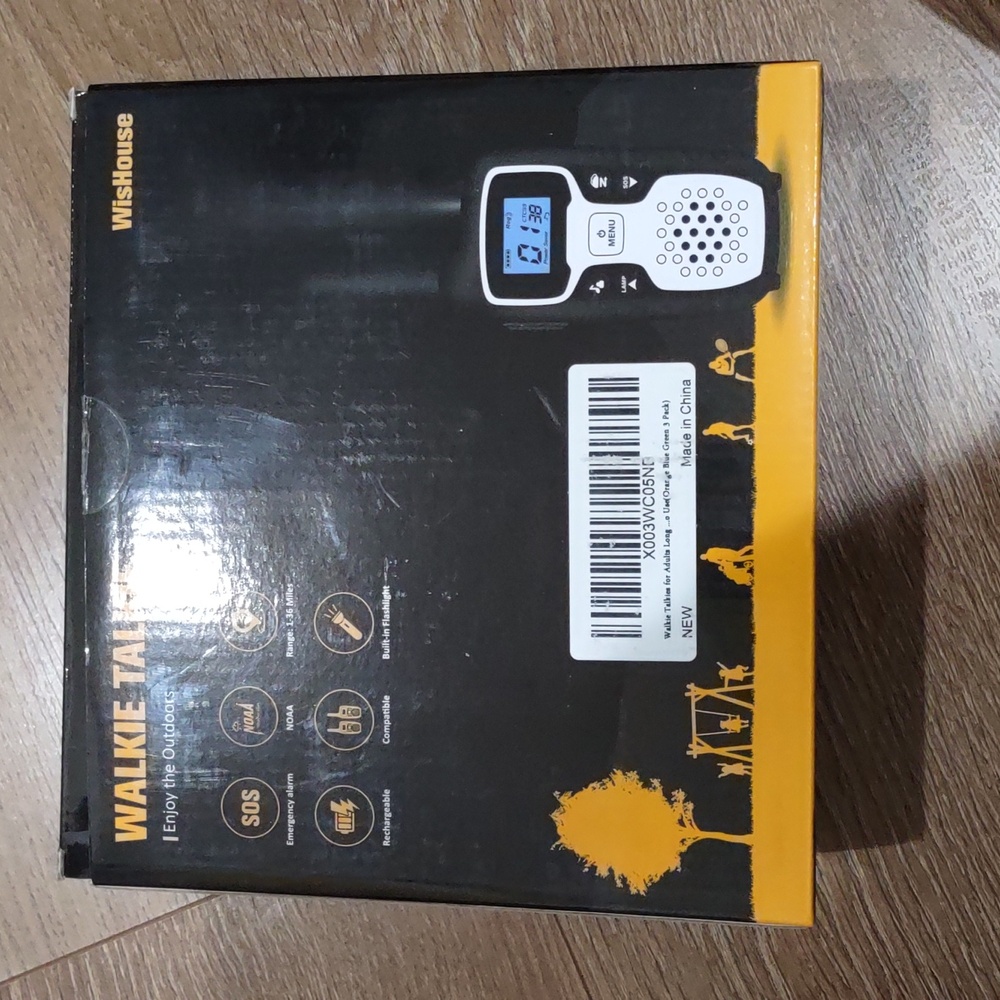 WisHouse 3 walkie-talkies brand new never used